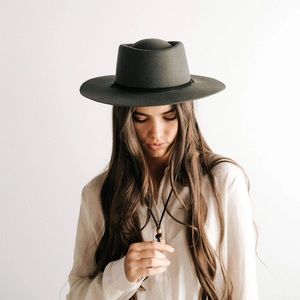 Gigi Pip Wren Hat - green